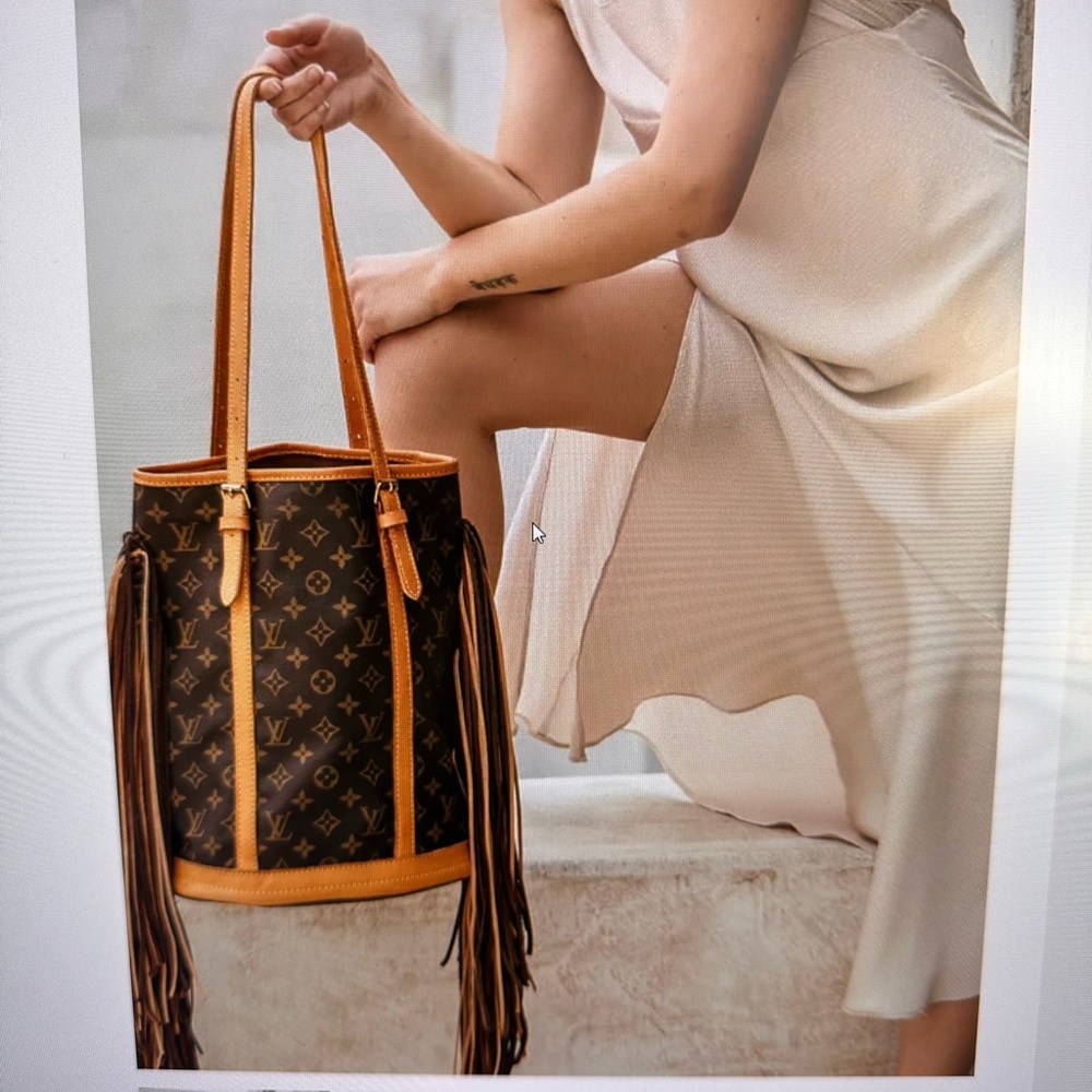 Vintageboho fully restored genuine bucket bag. Less than 6 months old Paid $1300